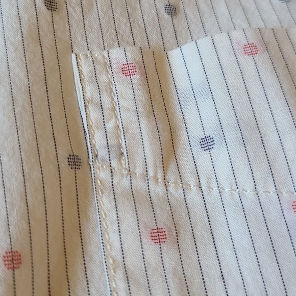 Gap patterned, long-sleeve button down - Picture 2 of 3